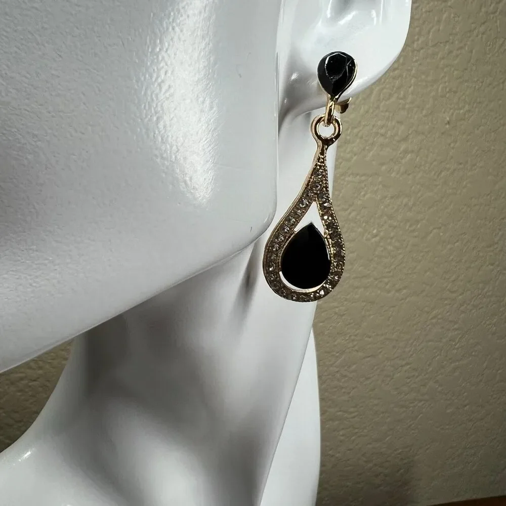 Teardrop Drop Earrings clutch back Earrings Cubic Zirconia Golden Tone Romantic